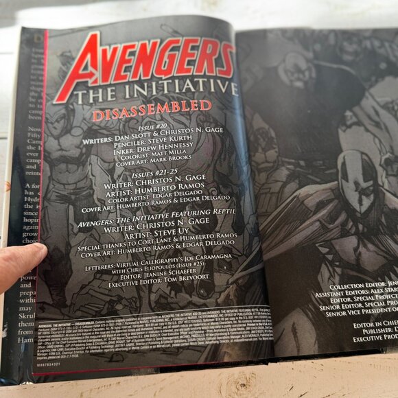 Avengers The Initiative Disassembled Marvel HC 2009 1st Printing Gage Ramos - Picture 6 of 11